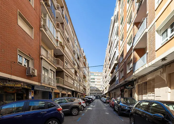 ChezmoiHomes Plaza De Gracia Con Parking